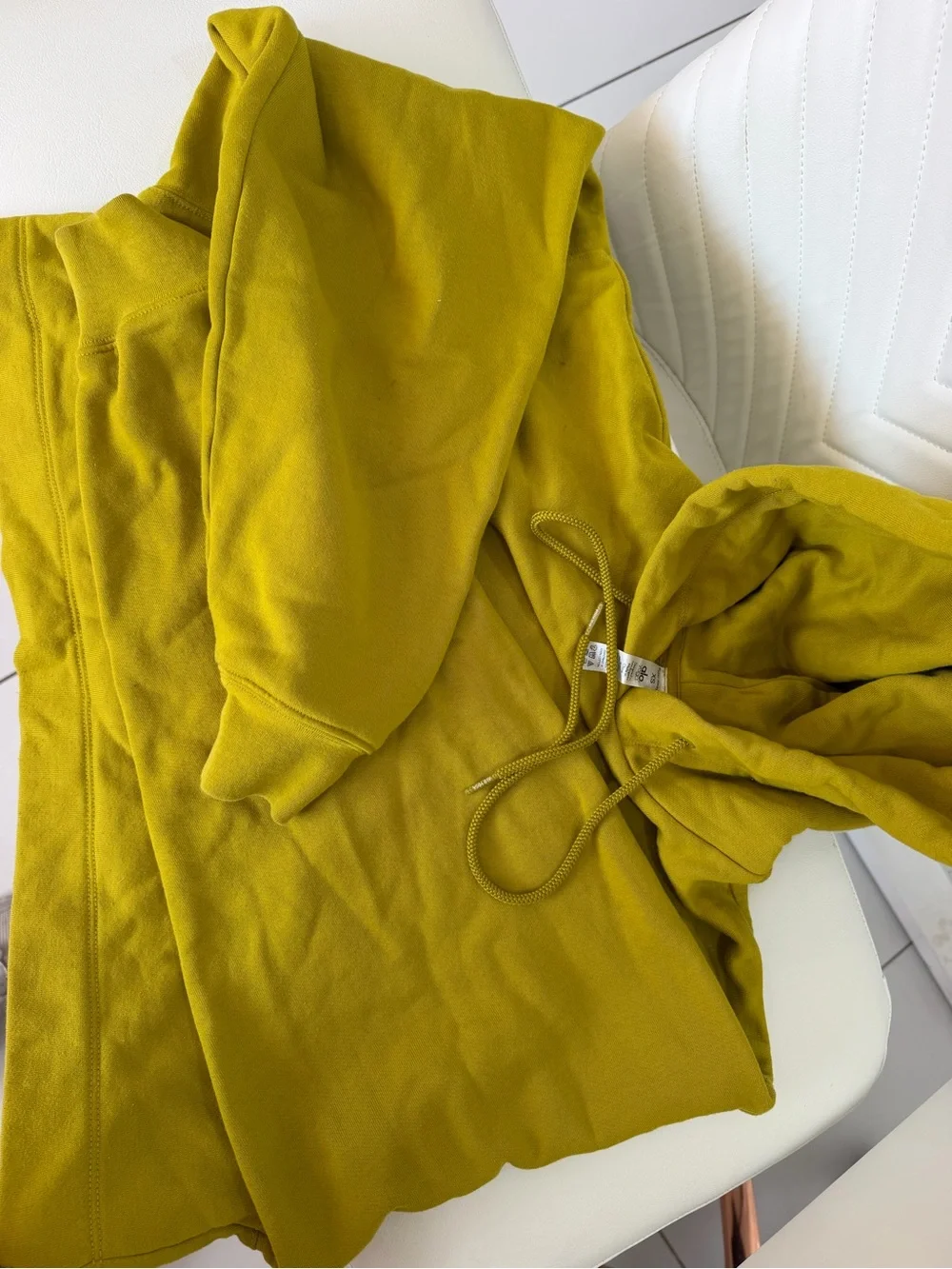 ALO Yoga lightweight hooded